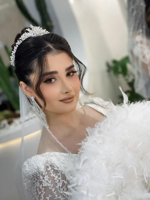 فریماه خراسانی میکاپ آرتیست تخصصی عروس شاهرود